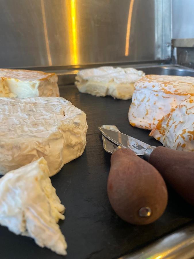 Logis Hotel - La Petite Rade Le Havre Eksteriør billede