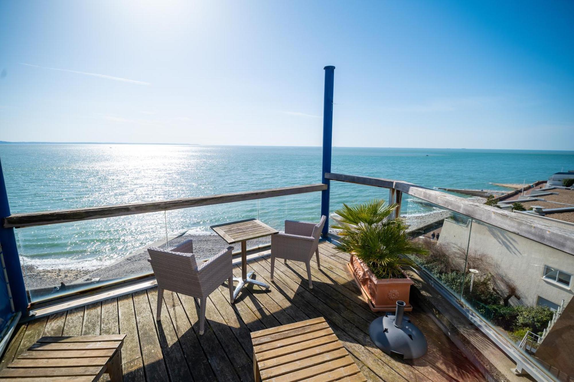 Logis Hotel - La Petite Rade Le Havre Eksteriør billede